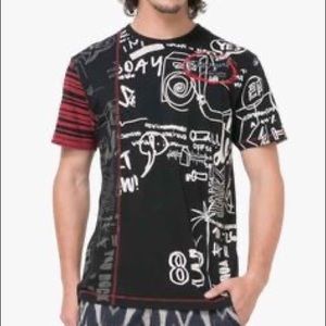 Desigual T-shirt with embroidery on chest